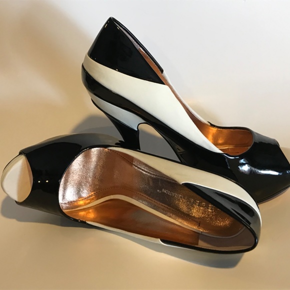 Ladies platform heels - Picture 3 of 6